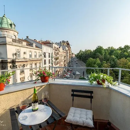 Stunning Kalemegdan Park View Apartment